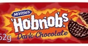 MCVITIES DARK CHOCOLATE HOB NOBS 262 GRMS