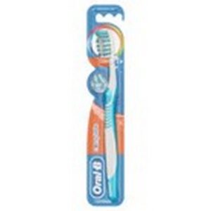 I ORAL B TOOTHBRUSH COMPLETE - MEDIUM 1 PCS.